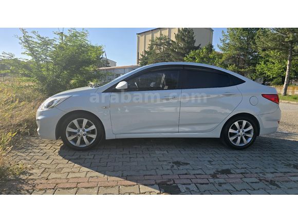 Sahibinden Hyundai Accent Blue 1.6 CRDI Mode Plus 2017 Model