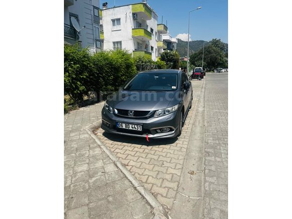 Sahibinden Honda Civic 1.6 Elegance 2012  40.yıl