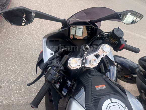 SATILIK HATASIZ BOYASIZ SIFIR AYARINDA2023 MODEL CFMOTO SR 450CC