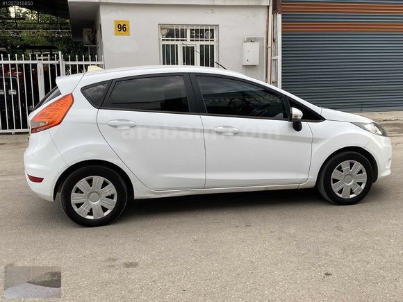 ÖZYILDIZ dan 2012 model FORD FİESTA 1.4 TDCİ TREND