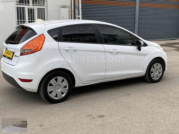 ÖZYILDIZ dan 2012 model FORD FİESTA 1.4 TDCİ TREND