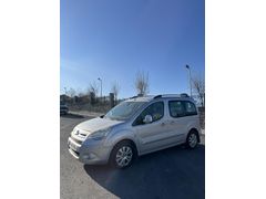 Sahibinden Citroen Berlingo 1.6 HDi Combi SX 2011 Model İstanbul 196.000 km Gri (Gümüş)