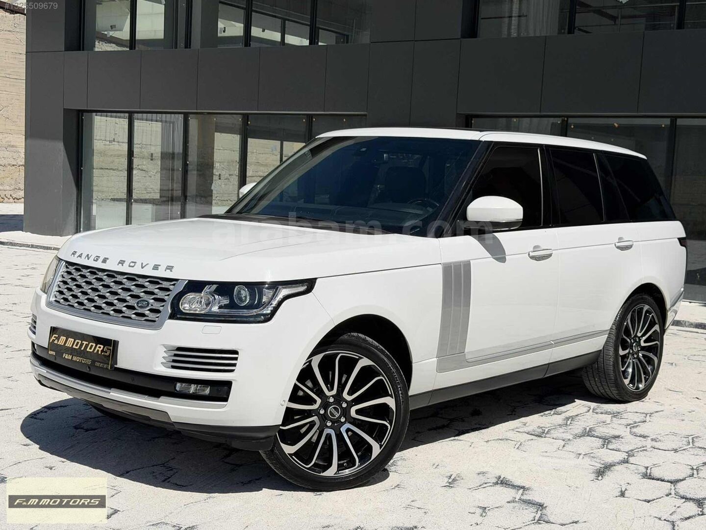 Galeriden Land Rover Range 3.0 TDV6 Autobiography 2016 Model Konya 220.000 km Beyaz 4