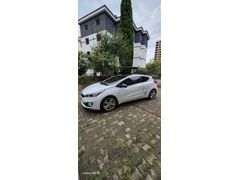 Sahibinden Kia Pro Ceed 1.6 CRDi Premium 2013 Model  225.000 km Beyaz