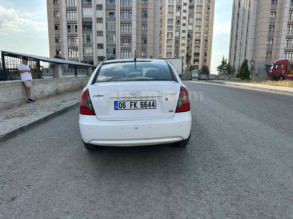 Temiz aile aracı