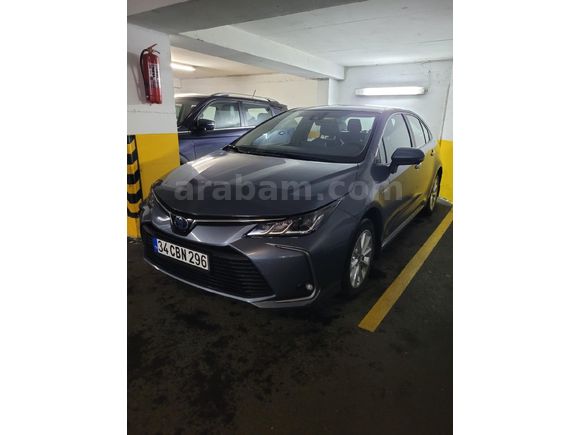 Sahibinden Toyota Corolla 1.8 Hybrid Dream 2019 Model