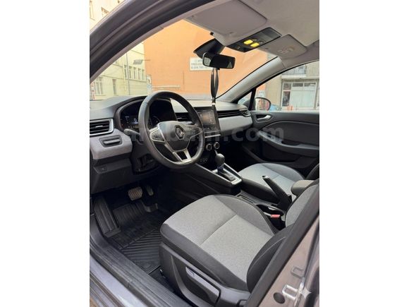 Sahibinden Renault Clio 1.0 TCe Evolution 2024 Model