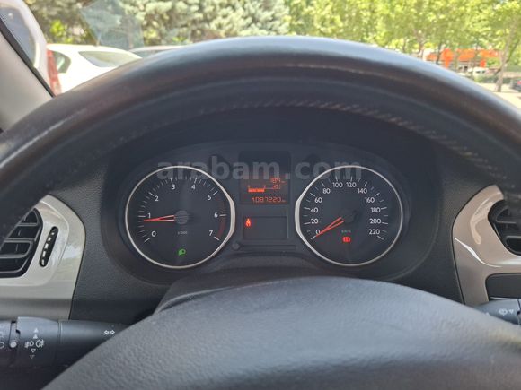 Öğretmenden  Citroen C-Elysée 1.6 HDi Exclusive 2016 Model 