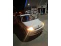Sahibinden Renault Clio 1.4 RNA 2001 Model  temiz 