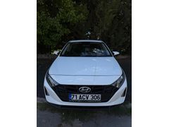 Sahibinden Hyundai i20 1.4 MPI Style 2023 Model 