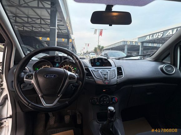 2015 FORD FİESTA 92 BİNDE