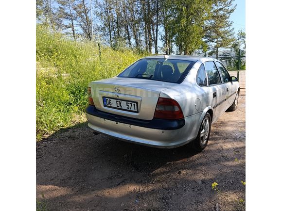 Sahibinden Opel Vectra 2.0 GLS 1996 Model