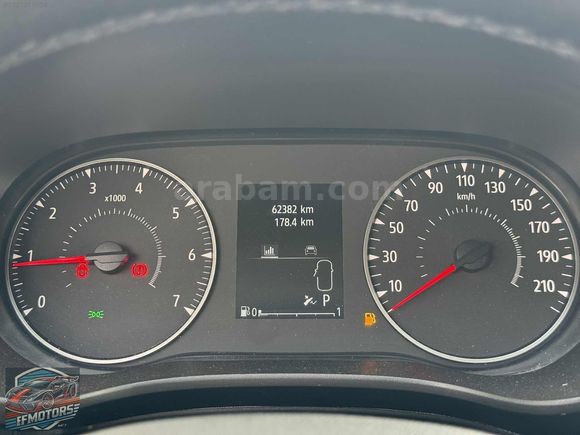 EF MOTORS-DACİA SANDERO STEPWAY-HATASIZ-EXTREME-KEYLESS