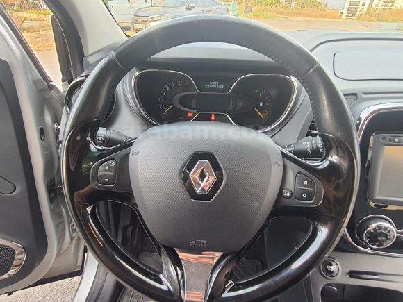 Galeriden Renault Captur 1.2 TCe Icon 2015 Model İzmir