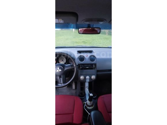 Sahibinden Mitsubishi Colt 1.3 Invite 2005 Model