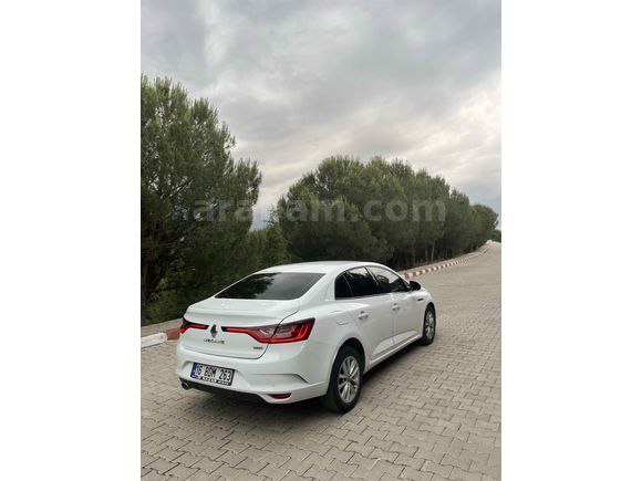 Öğretmenden Yetkili Servis Bakımlı Hatasız Boyasız Değişensiz Tramersiz  Renault Megane 1.5 dCi Touch Paket