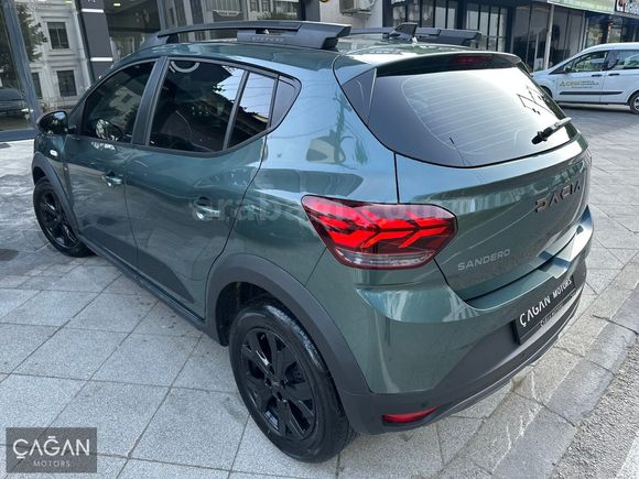 BOYASIZ+2025+DACİA+STEPWAY+1.0 TCE+EXTREME+GRS2+9.000 KM