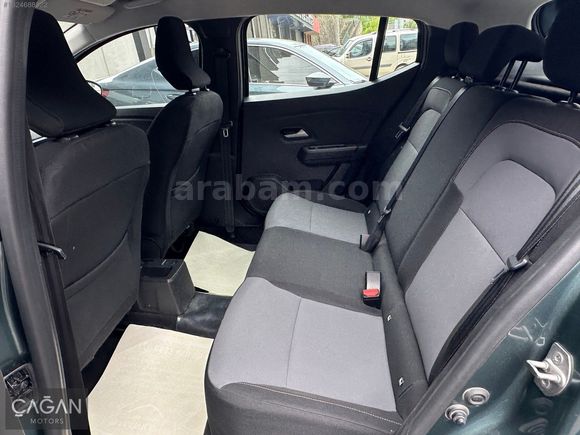 BOYASIZ+2025+DACİA+STEPWAY+1.0 TCE+EXTREME+GRS2+9.000 KM