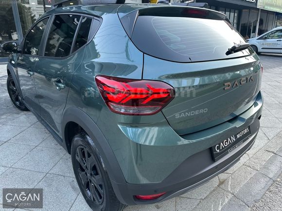 BOYASIZ+2025+DACİA+STEPWAY+1.0 TCE+EXTREME+GRS2+9.000 KM