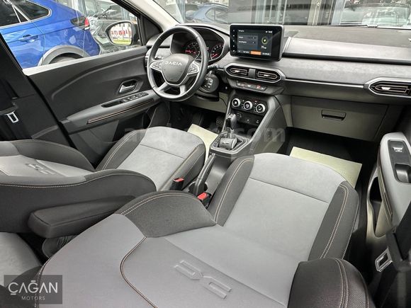 BOYASIZ+2025+DACİA+STEPWAY+1.0 TCE+EXTREME+GRS2+9.000 KM