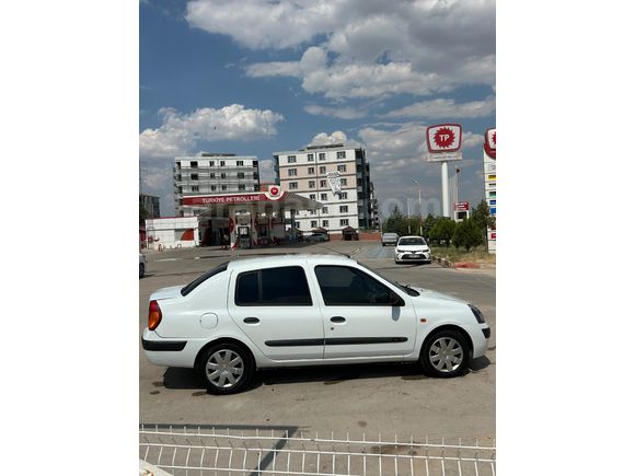 Sahibinden Renault Clio 1.4 Authentique 2004 Model