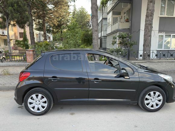 Sahibinden Peugeot 207 1.6 HDi Dynamic 2008 Model 