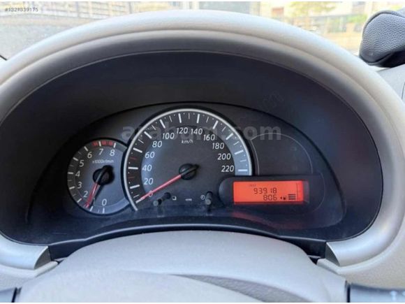 TEMİZ BAKIMLI MASRAFSIZ 93000 KM