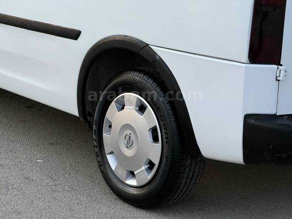 Galeriden Opel Combo 1.7 DTI 2004 Model Antalya