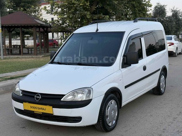 Galeriden Opel Combo 1.7 DTI 2004 Model Antalya