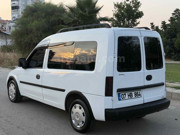 Galeriden Opel Combo 1.7 DTI 2004 Model Antalya