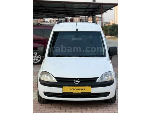 Galeriden Opel Combo 1.7 DTI 2004 Model Antalya