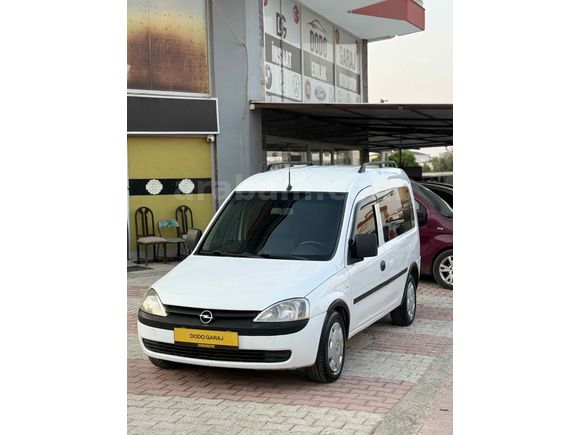Galeriden Opel Combo 1.7 DTI 2004 Model Antalya