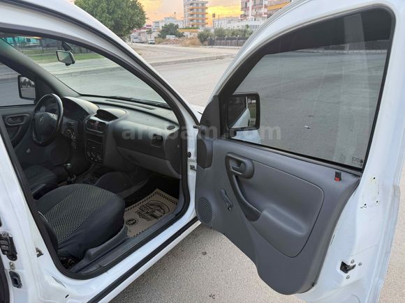 Galeriden Opel Combo 1.7 DTI 2004 Model Antalya