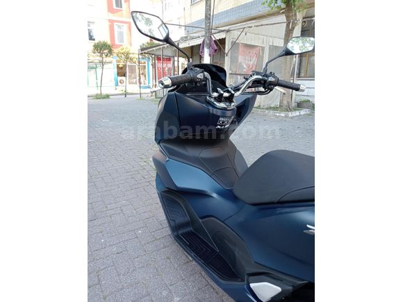 Honda PCX125 AKILLI TOPCASE İLE BİRLİKTE