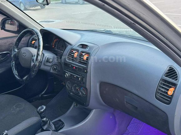 2002 HYUNDAİ ACCENT 1.3 MASRAFSIZ