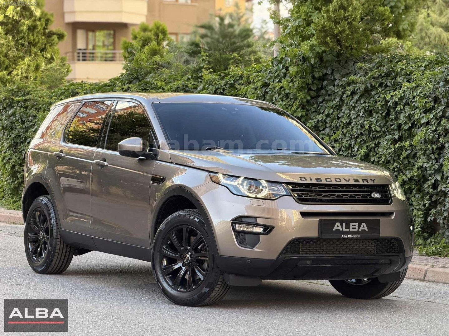 Galeriden Land Rover Discovery Sport 2.0 Si4 HSE 2015 Model Kayseri 130.000 km Gri 1