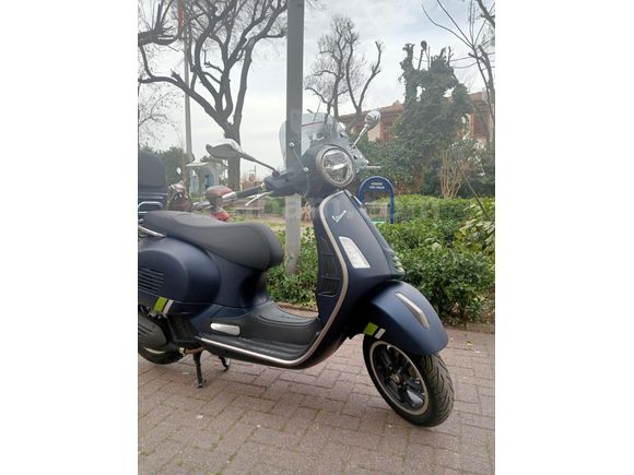 SIFIR KONDİSYONDA GTS 125 Supertech FULL AKSESUARL.l