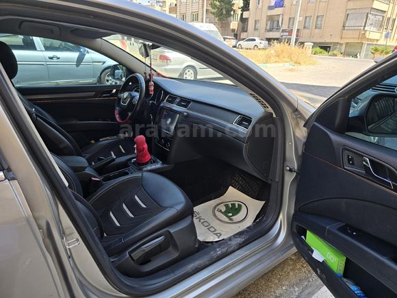 Sahibinden Skoda SuperB 1.6 TDI Active 2012 Model