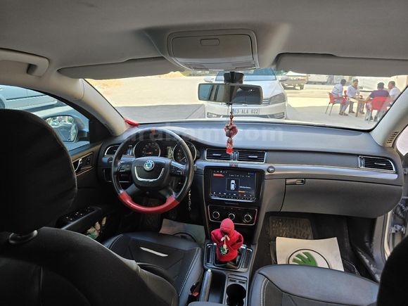Sahibinden Skoda SuperB 1.6 TDI Active 2012 Model