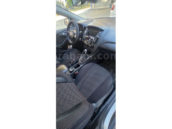 Sahibinden  Ford Focus 1.6 Ti-VCT Style 2015 Model