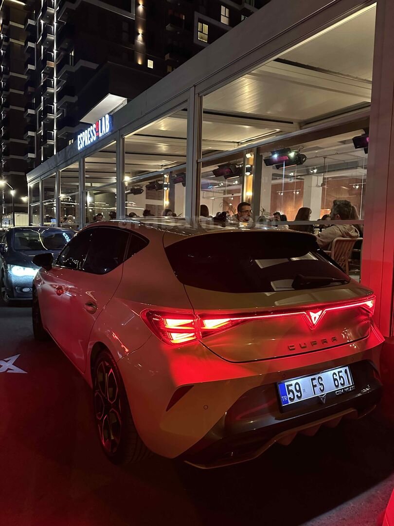 Sahibinden Cupra Leon 1.5 eTSI Standart 2024 Model Tekirdağ 30.500 km Gri 6