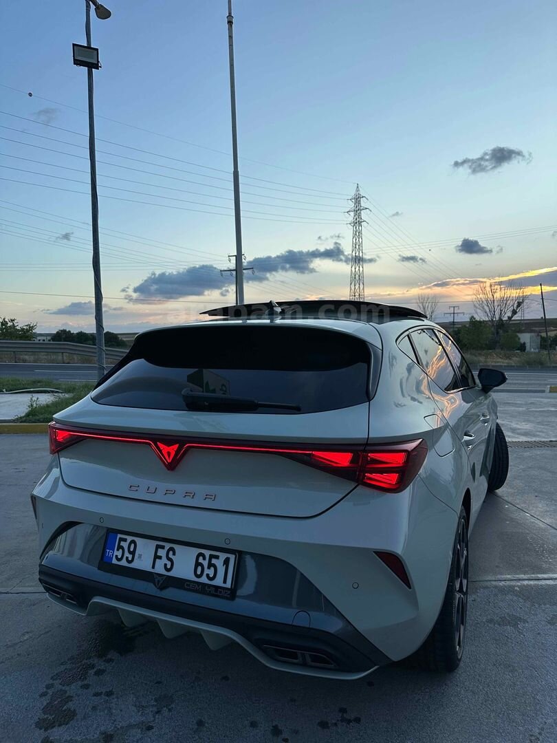 Sahibinden Cupra Leon 1.5 eTSI Standart 2024 Model Tekirdağ 30.500 km Gri 2