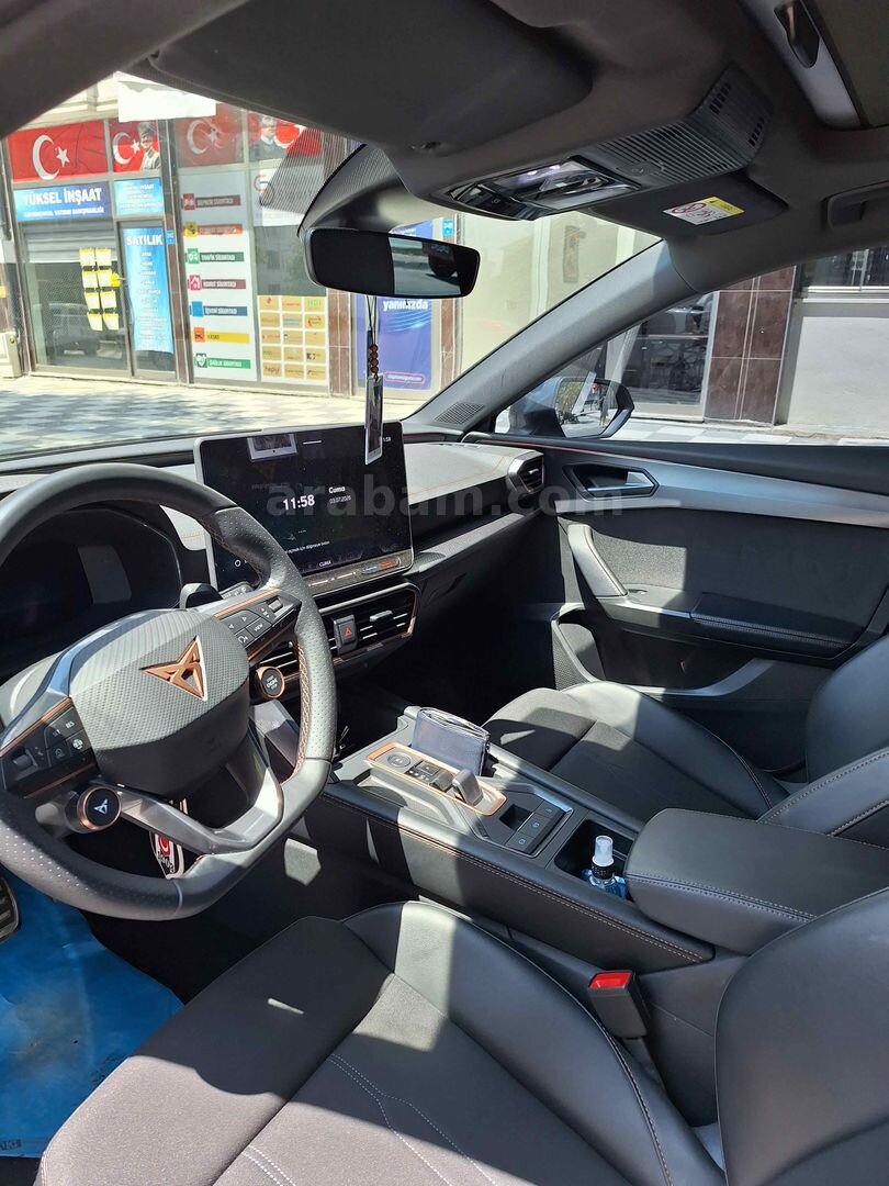 Sahibinden Cupra Leon 1.5 eTSI Standart 2024 Model Tekirdağ 30.500 km Gri 3