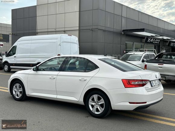 BOYASIZ - 2017 MODEL SKODA SUPERB 1.6 TDİ CR GREENTEC ACTİVE