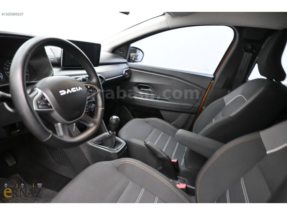 1 YIL GARANTİLİ SANDERO STEPWAY 1.0 TCE ESSENTİAL