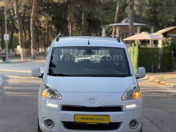 2014CIKIŞLI PEUGEOT PARTNER HATASIZ KM 180 BİNDE CAM GİBİ