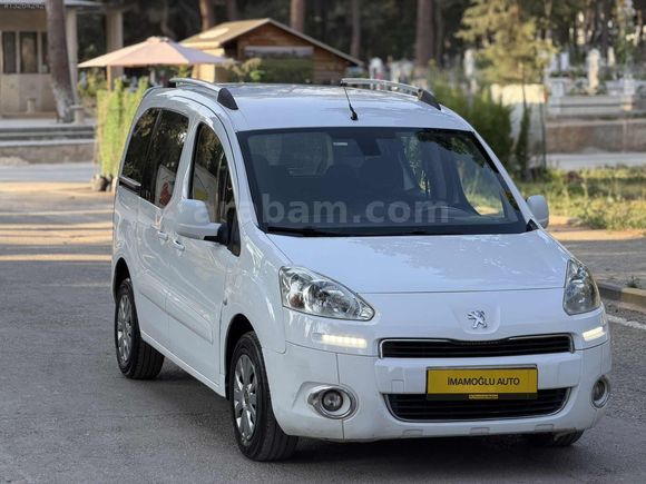 2014CIKIŞLI PEUGEOT PARTNER HATASIZ KM 180 BİNDE CAM GİBİ