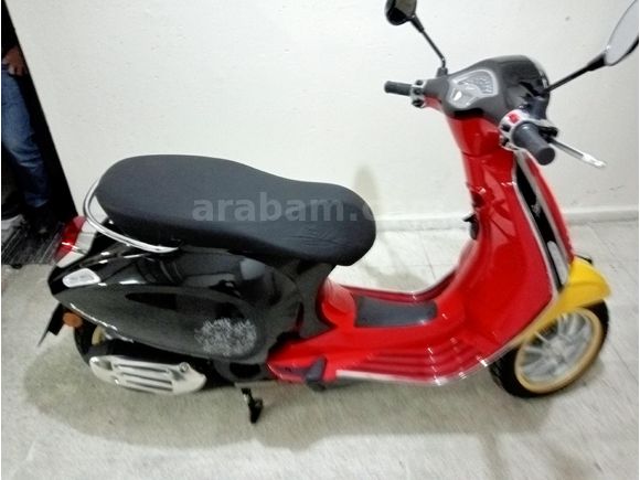 MİCKEY MAUSE Vespa Primavera 150 İstanbul
