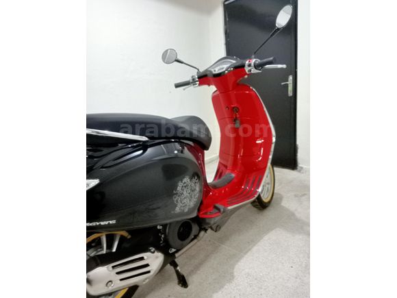 MİCKEY MAUSE Vespa Primavera 150 S İstanbul