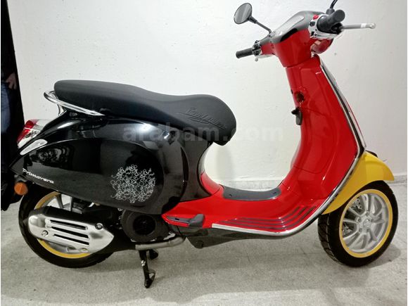 MİCKEY MAUSE Vespa Primavera 150 S İstanbul